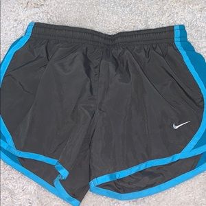 🌸Girls Nike Running Shorts